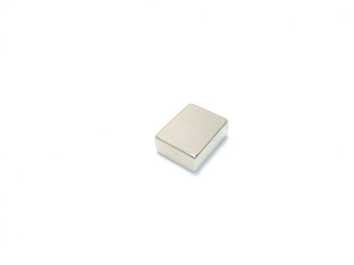 Neodymium Magnet Block N35 5/8" x 1/2" x 1/4"(A) - Image 3